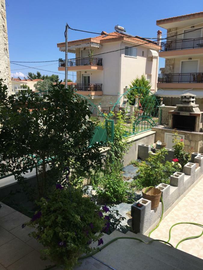 Irenes Apartment Kallithea  Esterno foto
